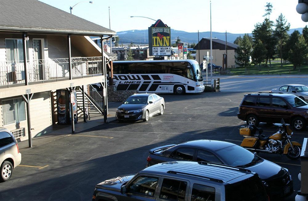 Brandin' Iron Inn West Yellowstone Exterior photo