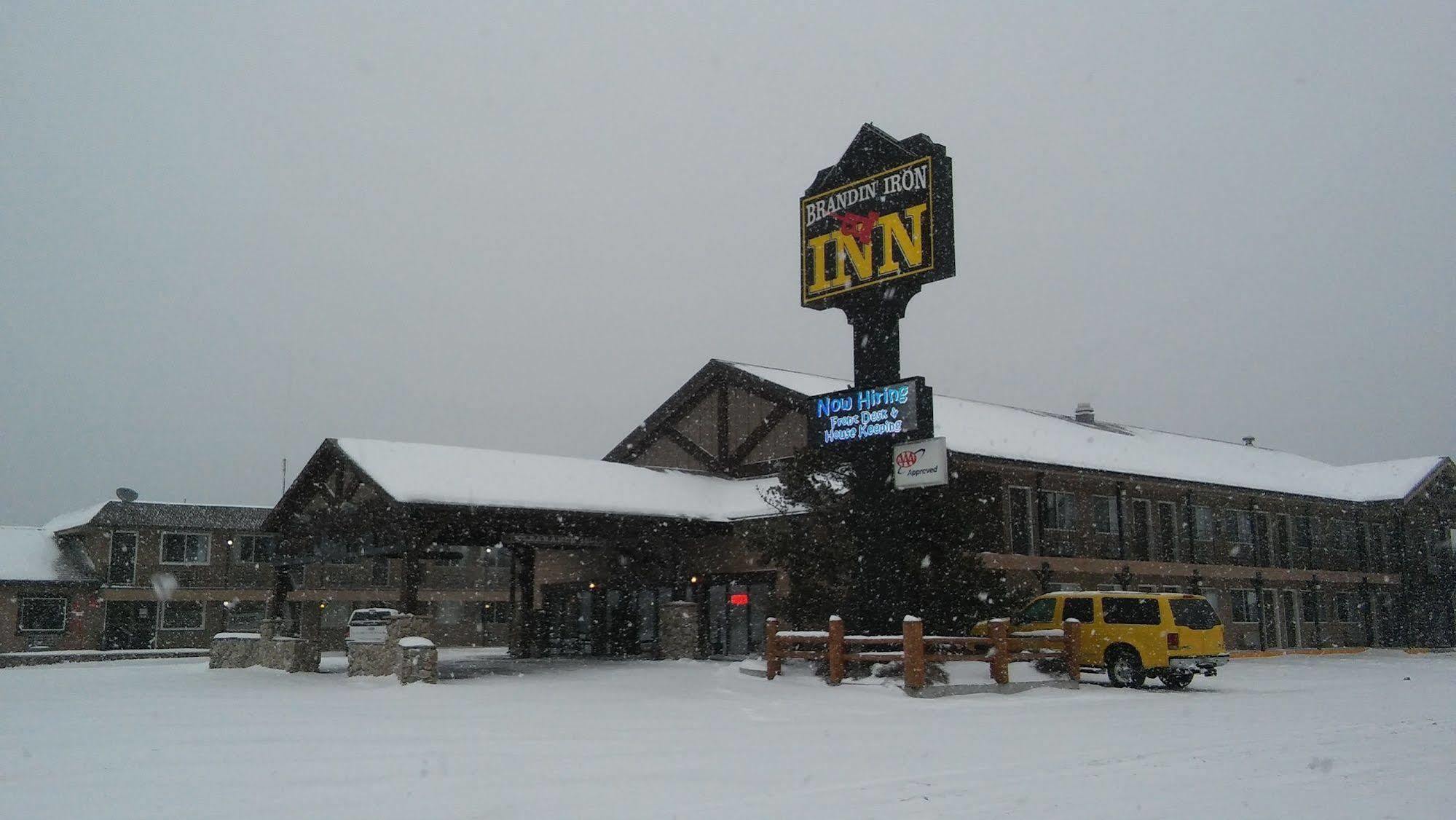 Brandin' Iron Inn West Yellowstone Exterior photo